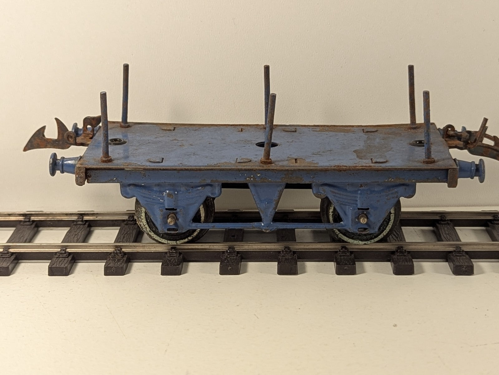 Hornby Series O Gauge Tinplate Stake Wagon Blue