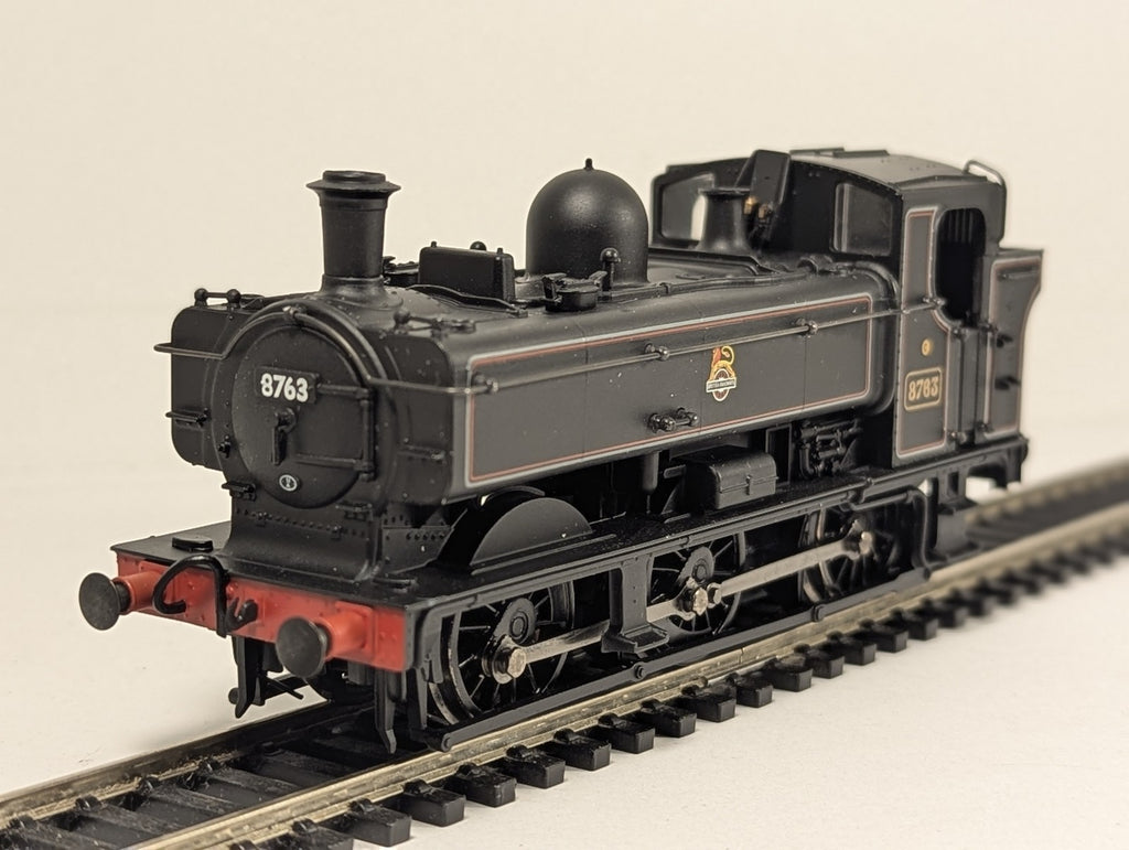 Bachmann OO Gauge Class 8750 Pannier Tank Steam Locomotive 8763 BR Lined Black