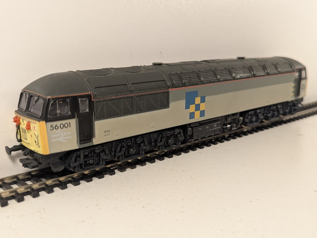 Mainline OO Gauge Class 56 Locomotive 56001 BR Railfreight Coal Livery