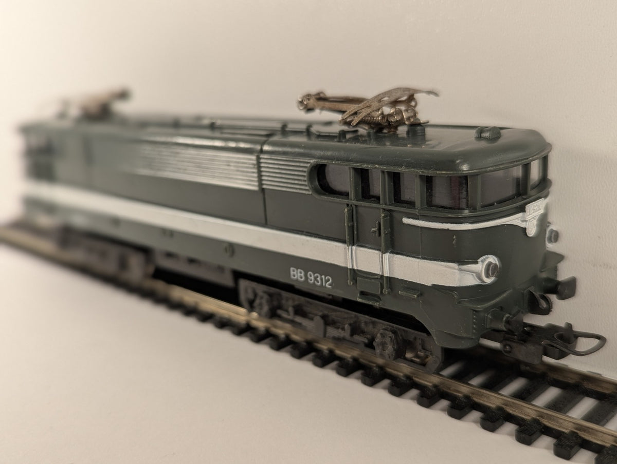 Lima HO Gauge SNCF Class BB 9300 Electric Locomotive BB 9312 SNCF Green