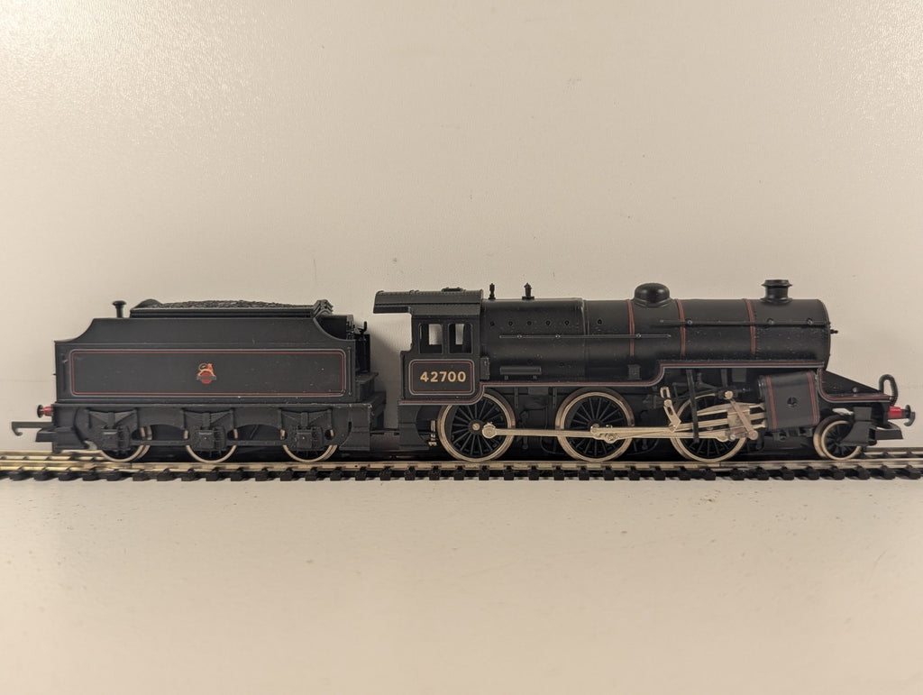 Lima OO Gauge Hughes Crab 2-6-0 Steam Locomotive 42700 BR Lined Black