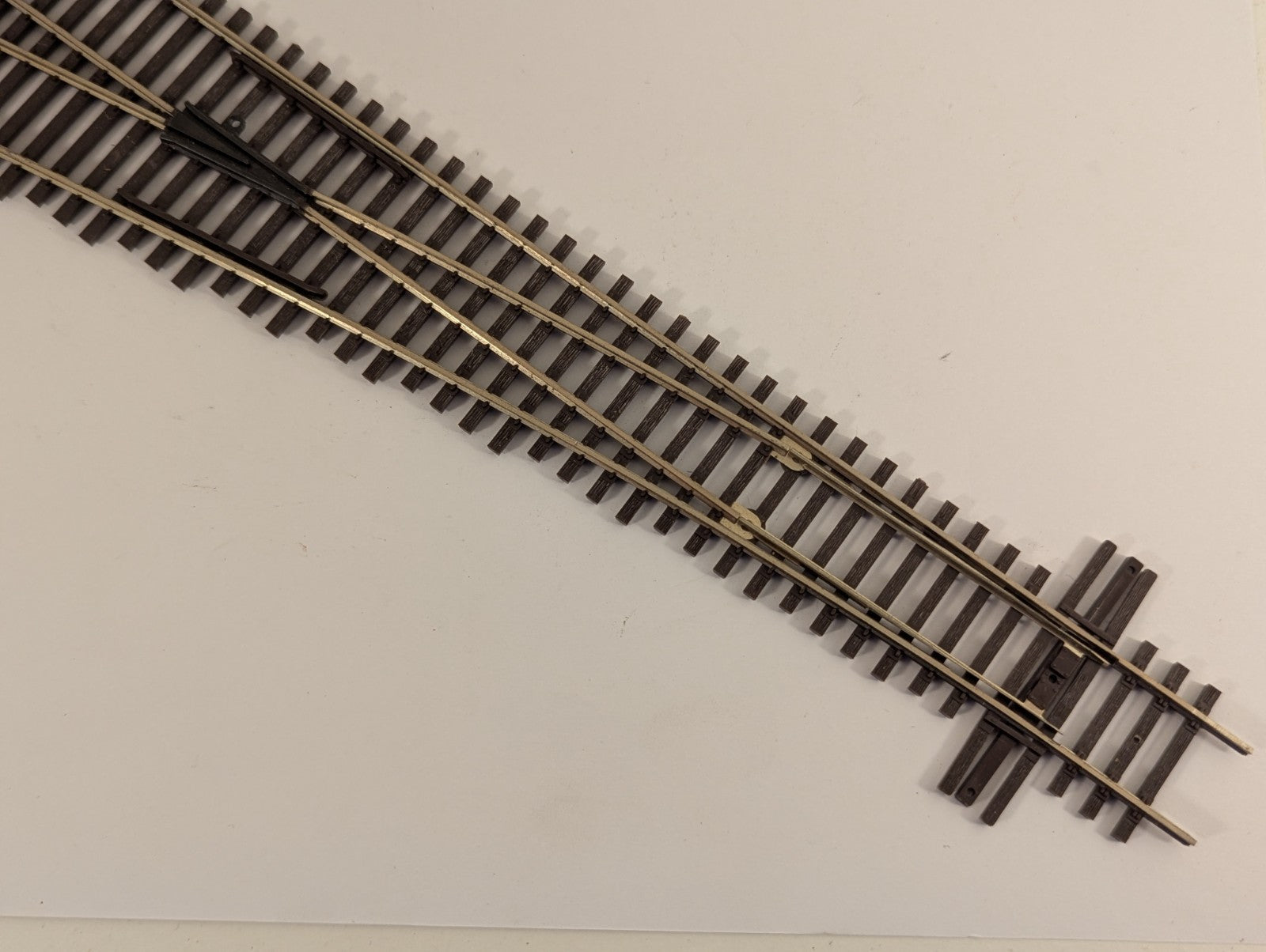 Atlas HO Gauge Super Track 83 #6 Left Hand Turnout