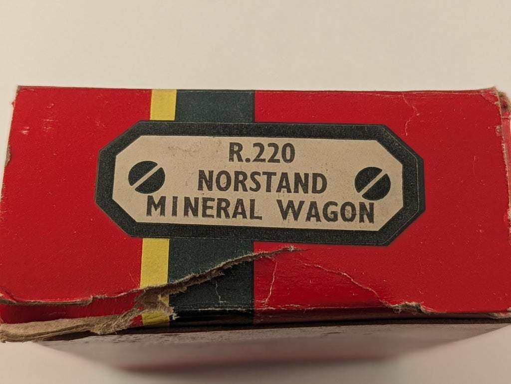 Hornby R220 OO Gauge Norstand Mineral Wagon