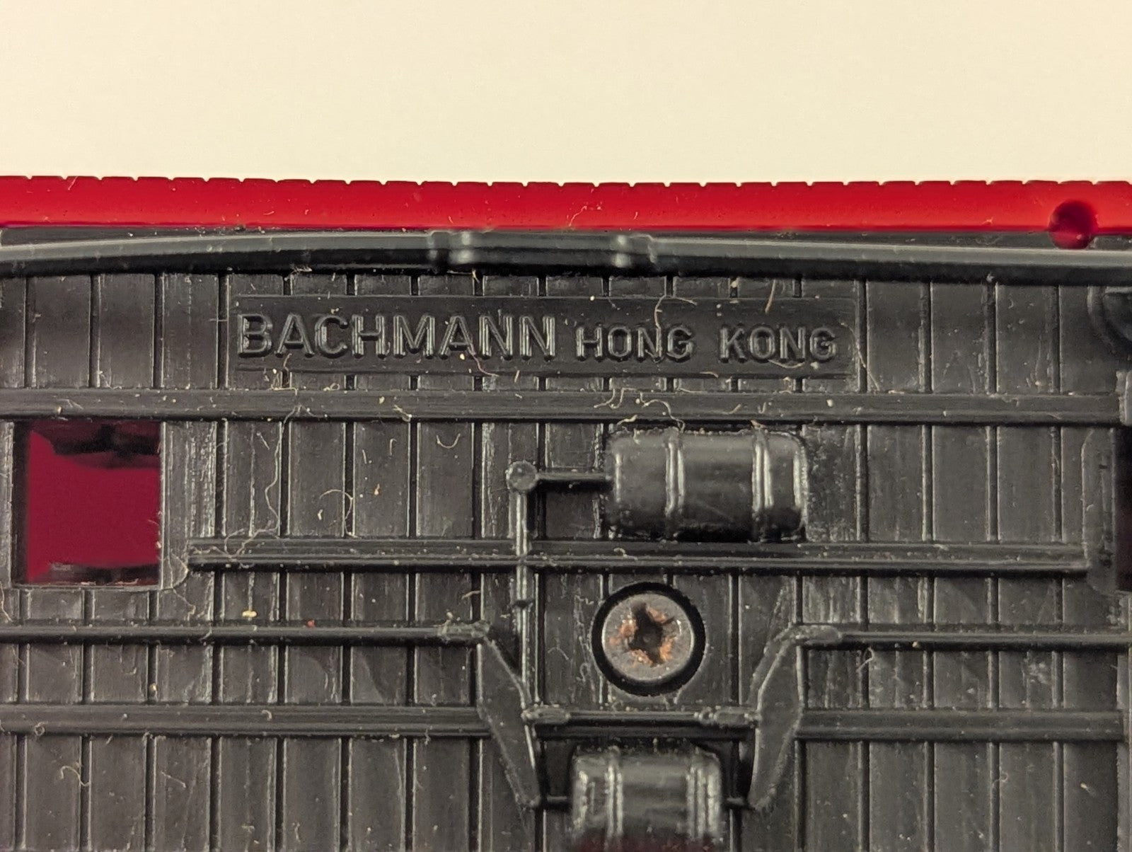 Bachmann HO Scale 47' Old-Time Combine Coach - Central Pacific Railroad