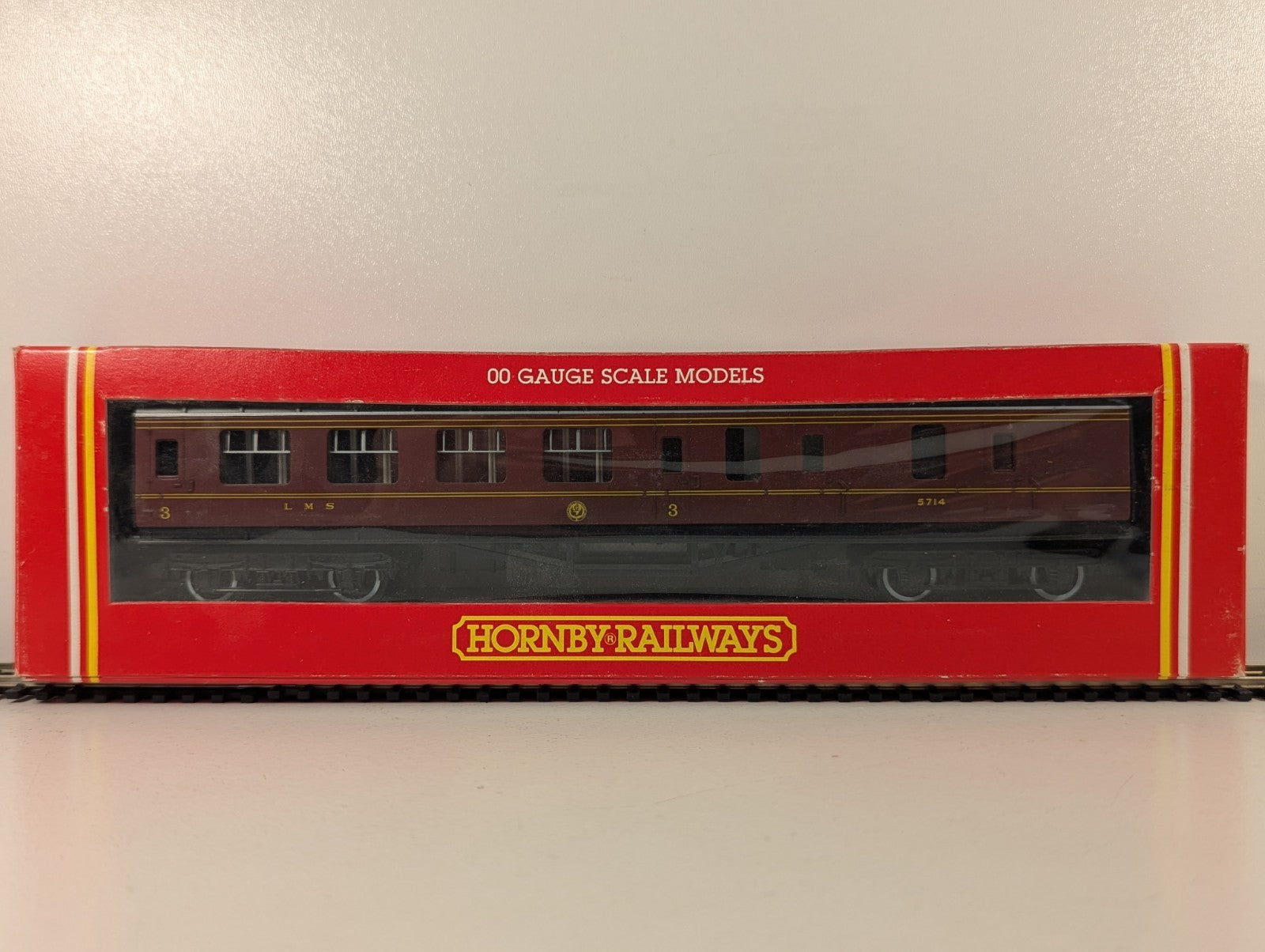 Hornby R423 LMS Corridor Brake Third Coach