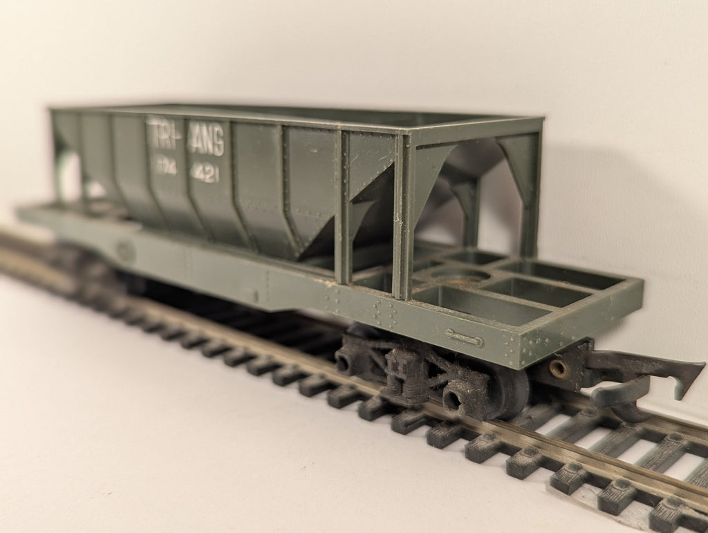 Tri-ang OO Gauge Operating Hopper Wagon Goods Wagon 174421 Tri-ang Green R111