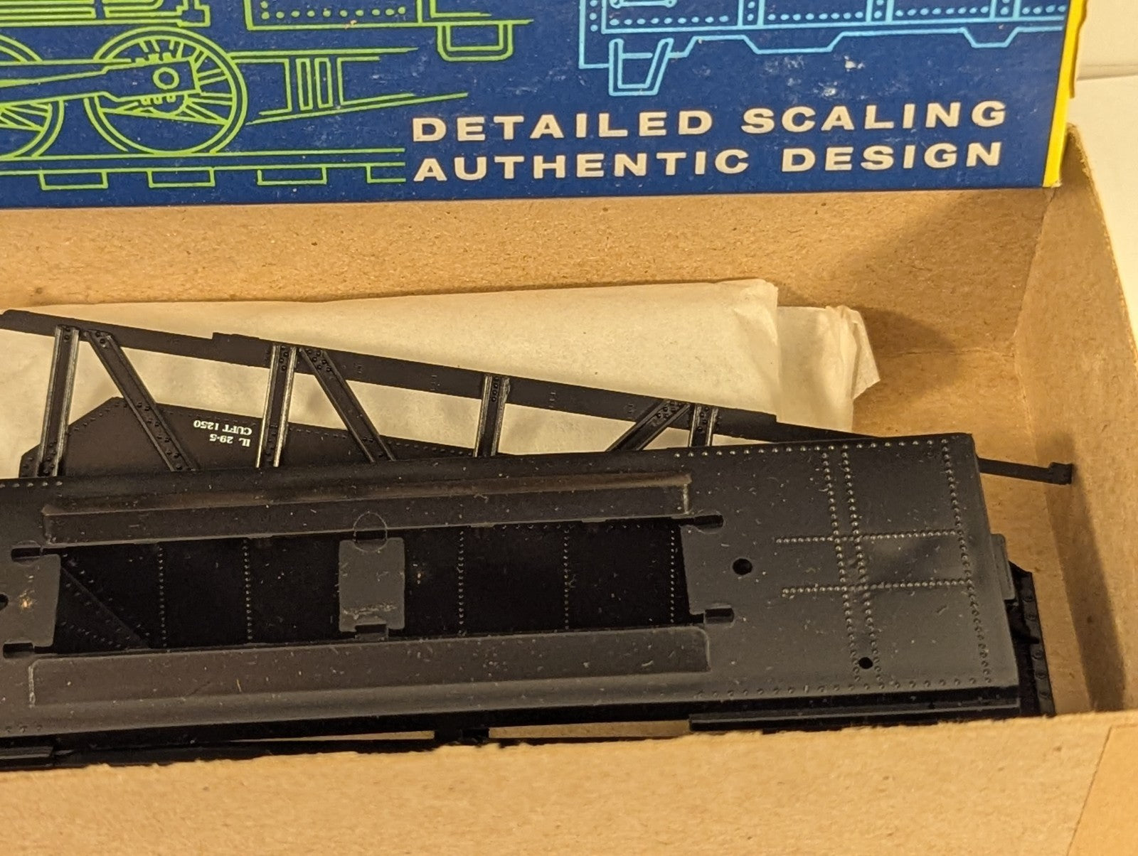 Roundhouse HO Gauge Sand and Gravel Hopper Goods Wagon C&O MDC1475