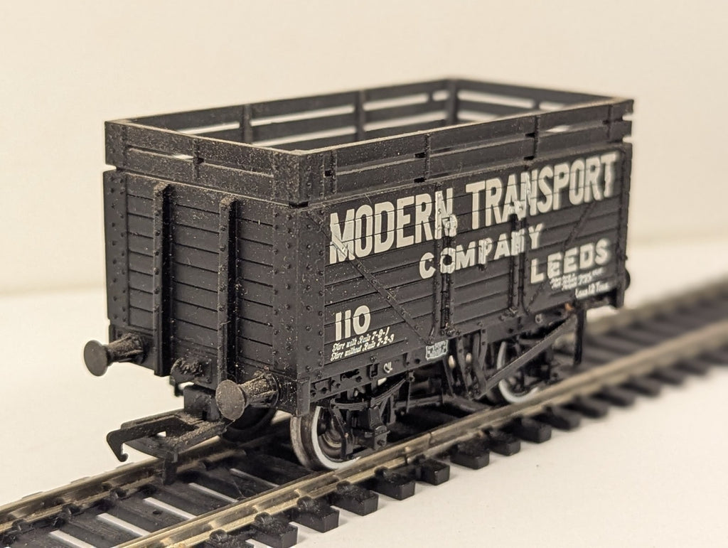 Bachmann OO Gauge 12 Ton Coke Wagon Goods Wagon 110