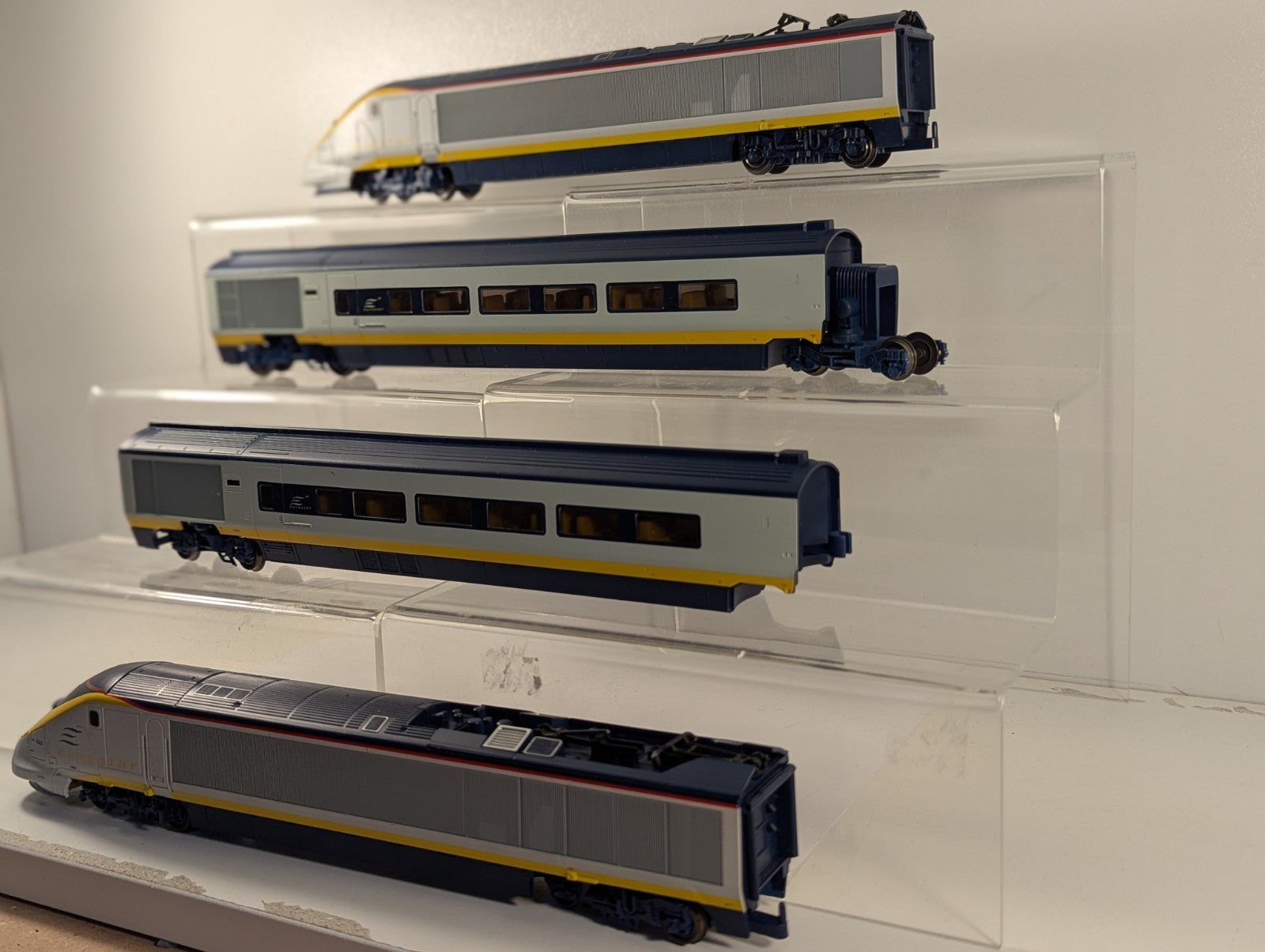 Hornby OO Gauge Eurostar Class 373 Train Pack 373016 & 373022 Eurostar