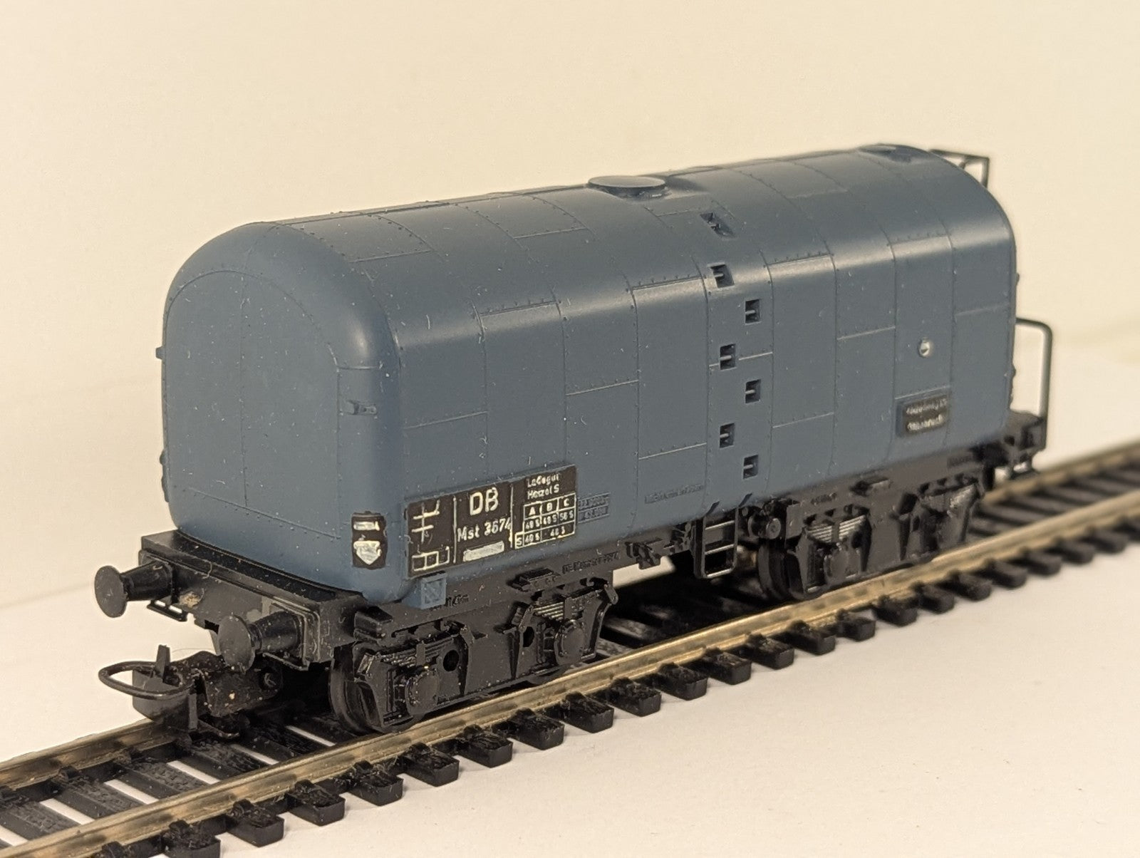 Kleinbahn DR Heizöl Freight Tank Wagon - Boxed