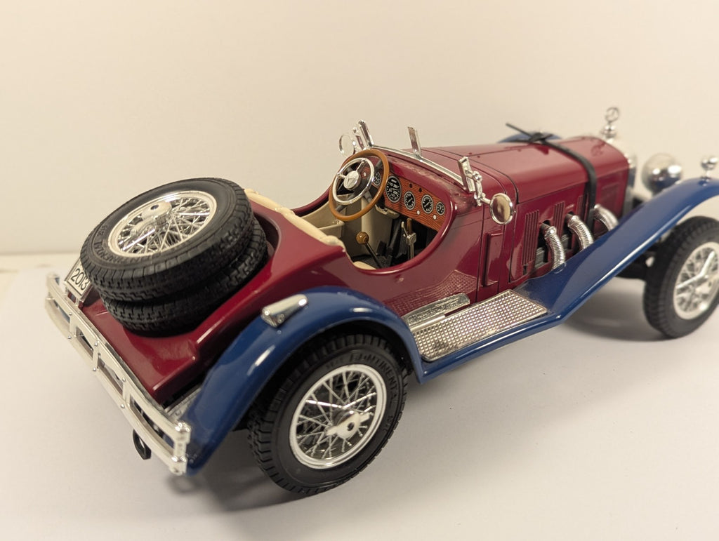 Bburago 1:18 1928 Mercedes-Benz SSK Die-Cast Model