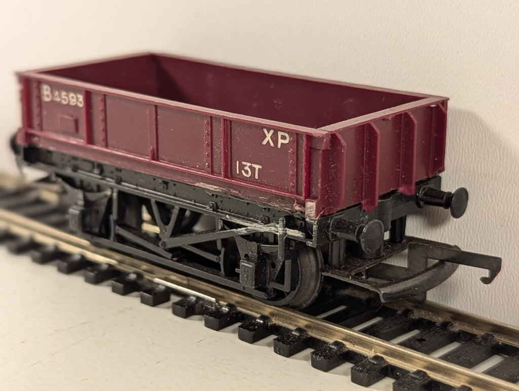 Tri-ang R113 OO Gauge Maroon Drop Side Goods Wagon