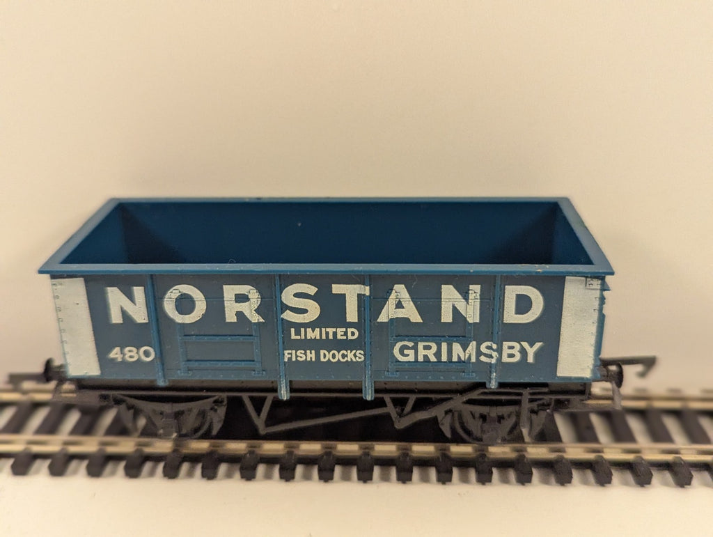Hornby R220 OO Norstand Grimsby Fish Docks Wagon