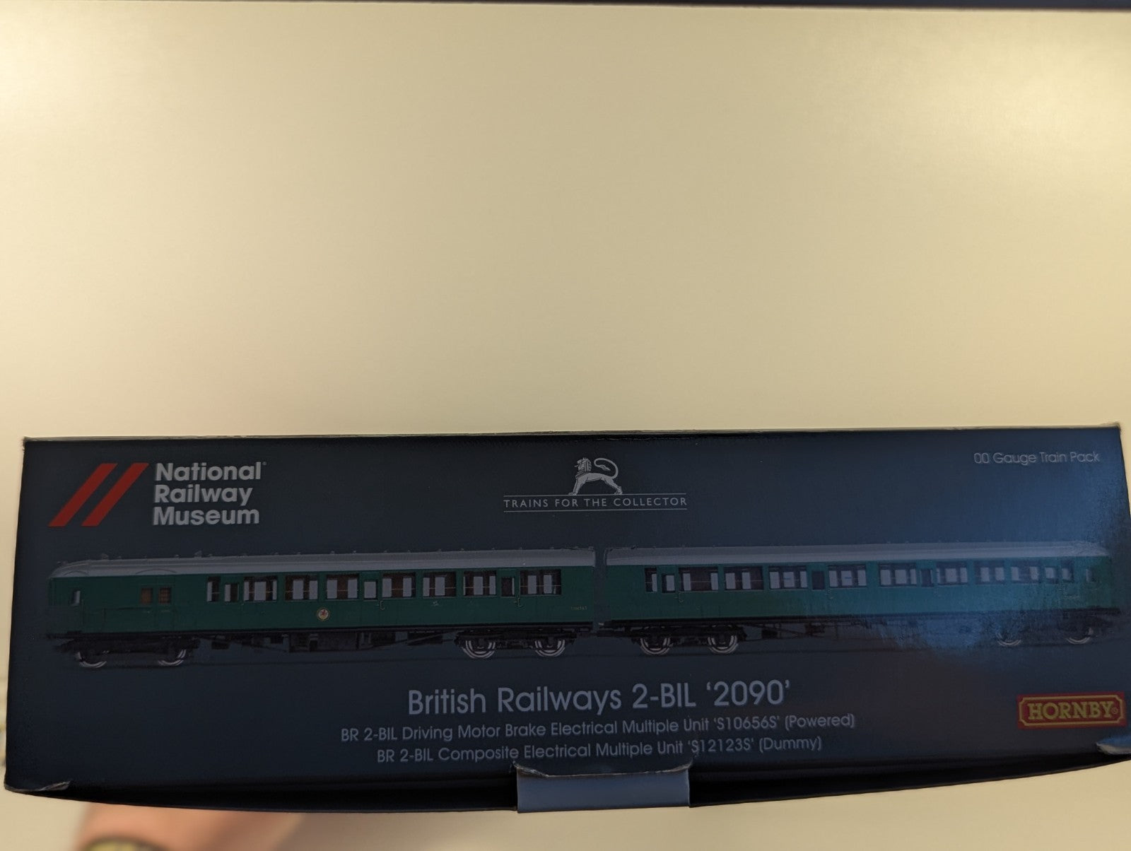Hornby R3177 OO Gauge NRM BR Class 401 2-BIL EMU No. 2090 - Boxed