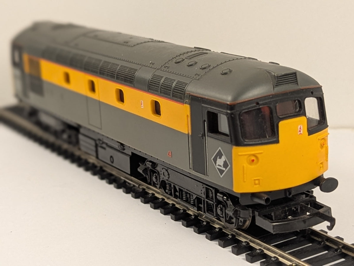 Lima 205245A1 OO Gauge Class 26 Civil Engineers Dutch Grey - missing buffer
