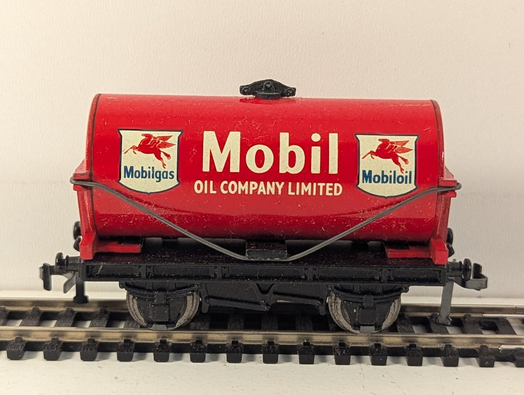 Hornby-Dublo 32084 OO Gauge Mobil Tank Wagon - Boxed