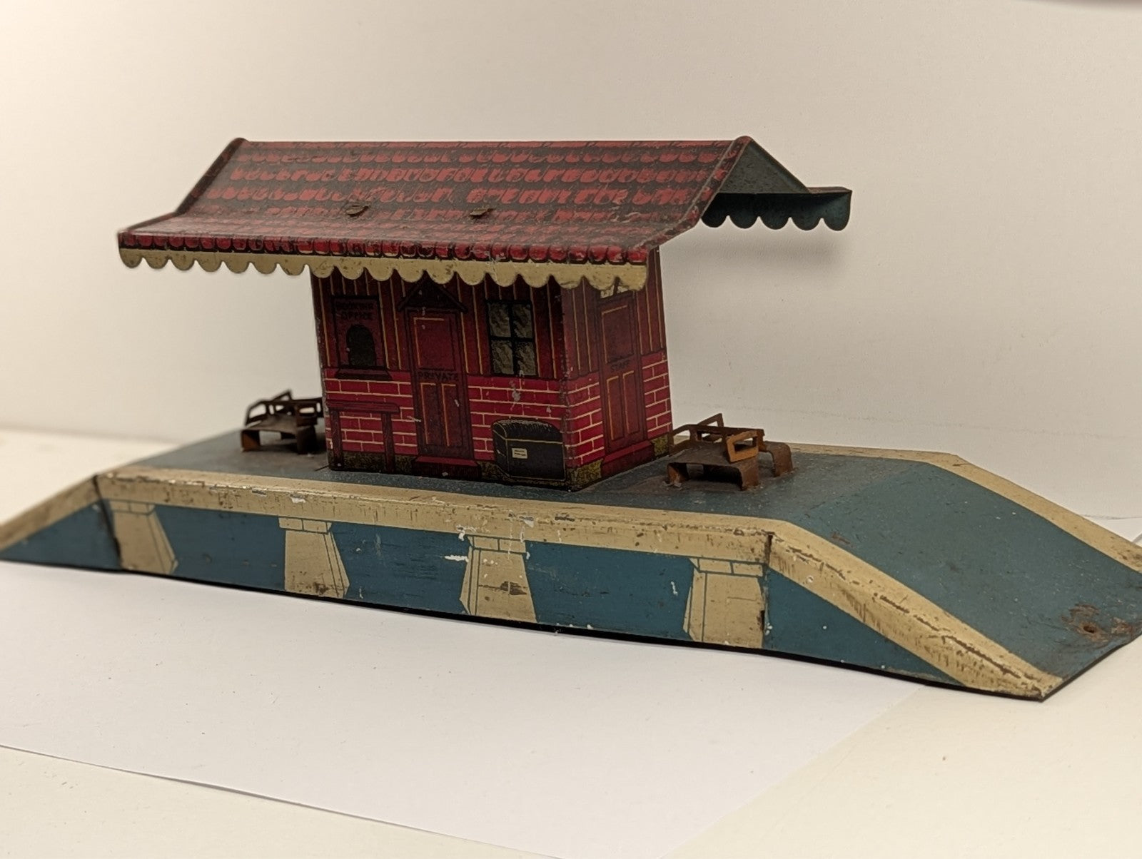Hornby Dublo OO Gauge Railway Station Building