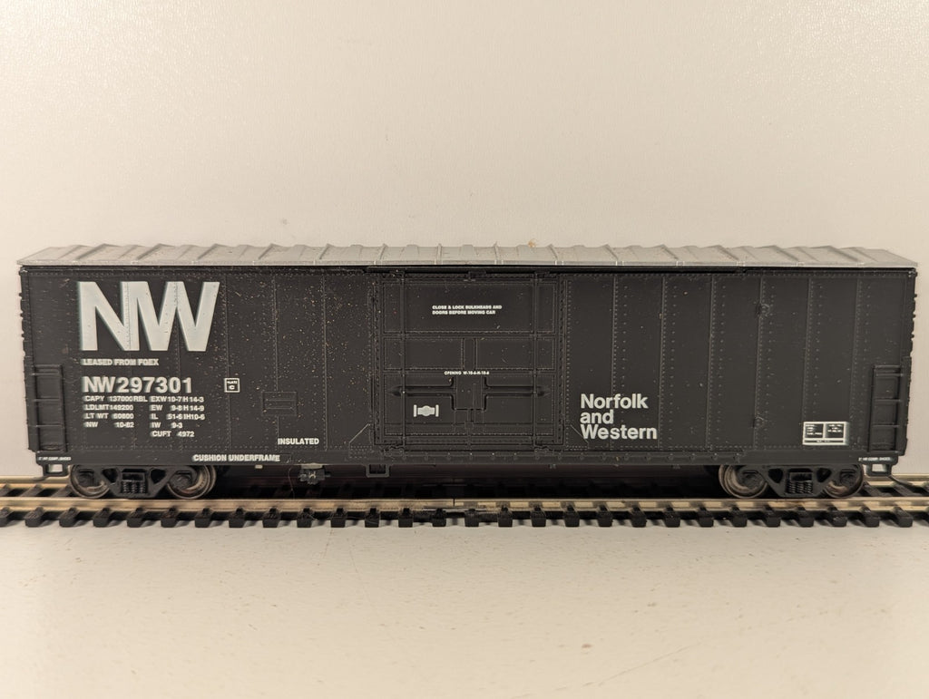 Athearn HO Gauge 50ft Insulated Boxcar NW 297301 Norfolk and Western