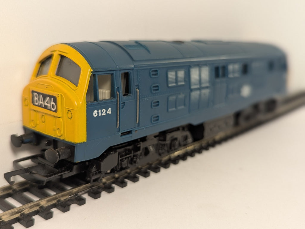 Hornby OO Gauge Class 29 Locomotive 6124 BR Blue R084