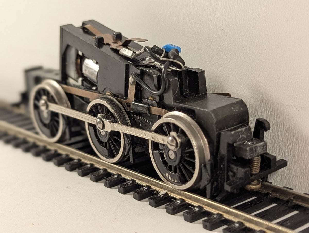 Hornby OO Gauge 0-6-0 Locomotive Chassis Black Spares or Repair