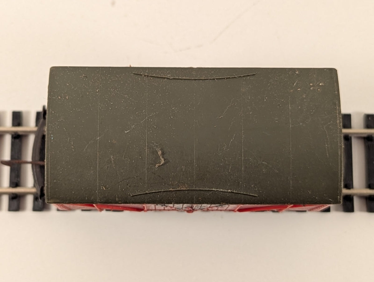 Lima 305601 OO Gauge Ventilated Box Van – Typhoo Tea