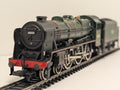 Mainline OO Gauge Rebuilt Patriot Class 'Illustrious' Steam Locomotive
