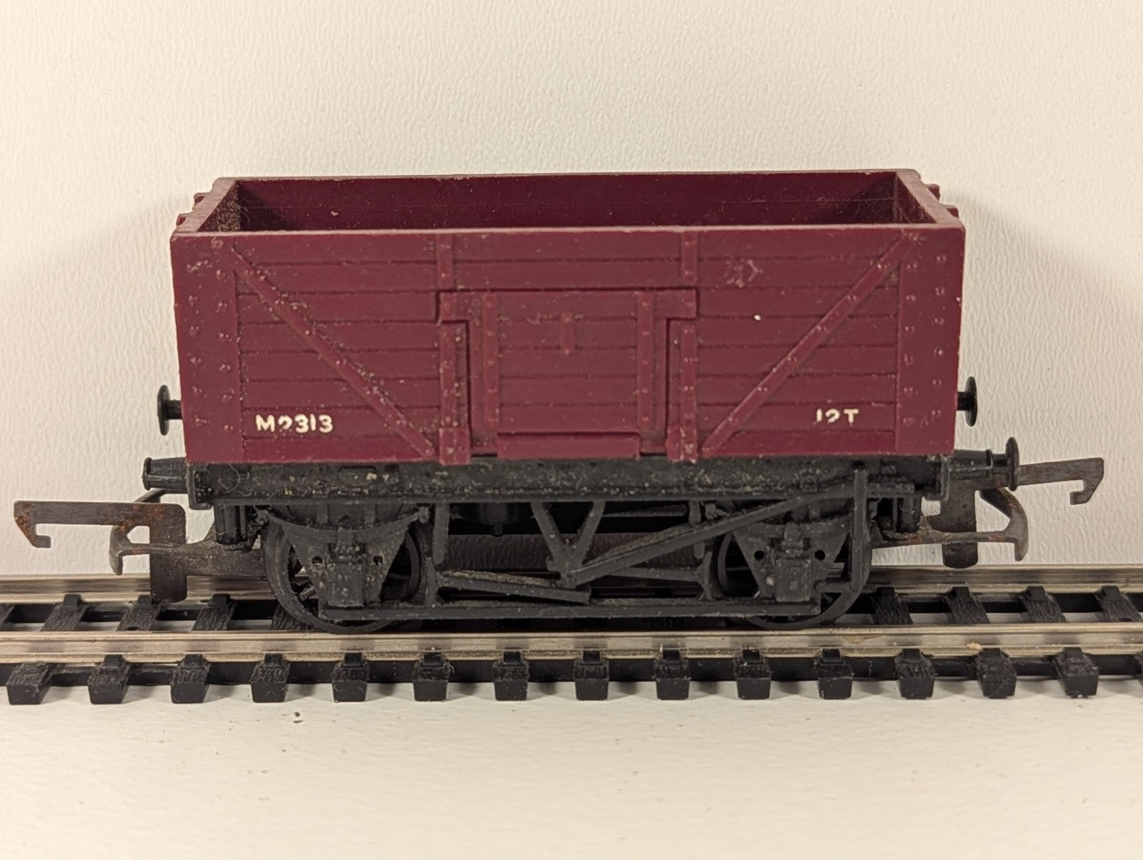 Tri-ang Hornby R112 12T Goods Wagon – Needs a Clean