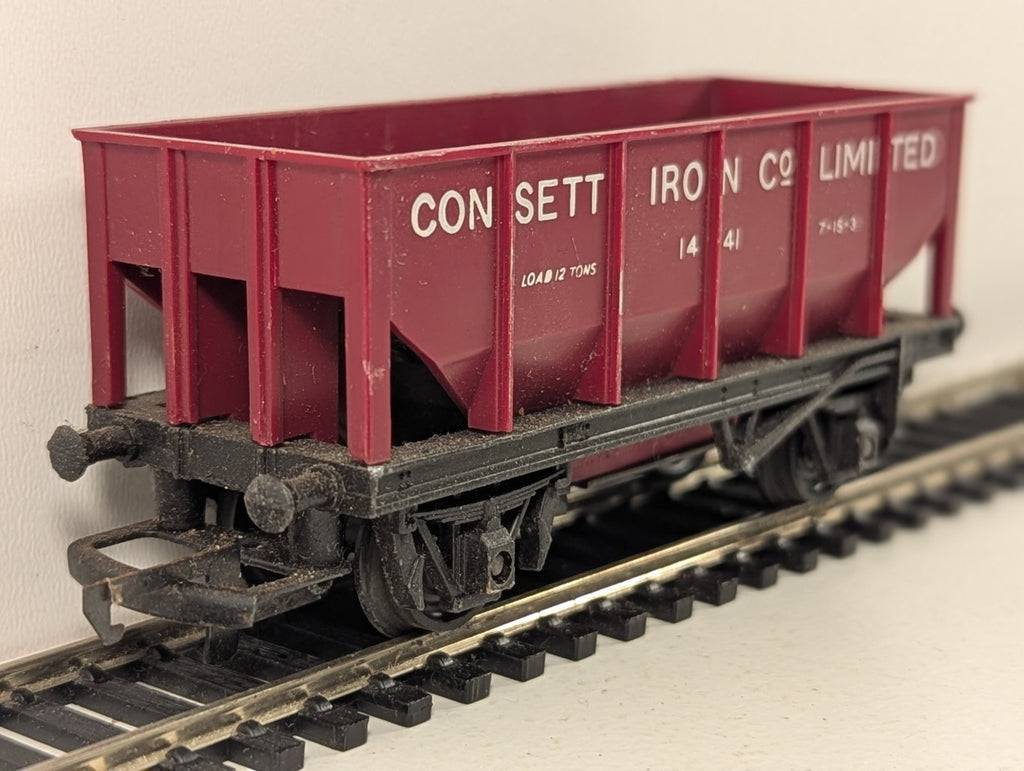 Tri-ang OO Gauge Operating Hopper Wagon Goods Wagon 1441 Consett Iron