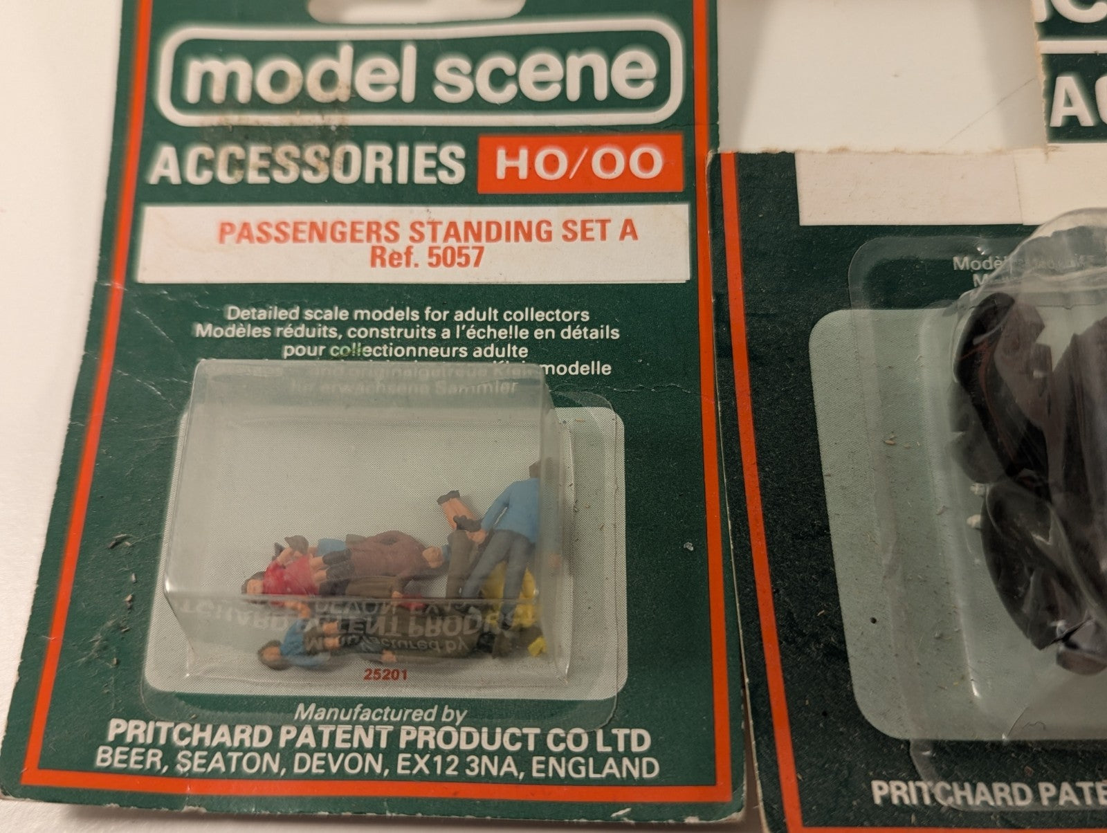 Model Scene Telegraph Poles and Figures