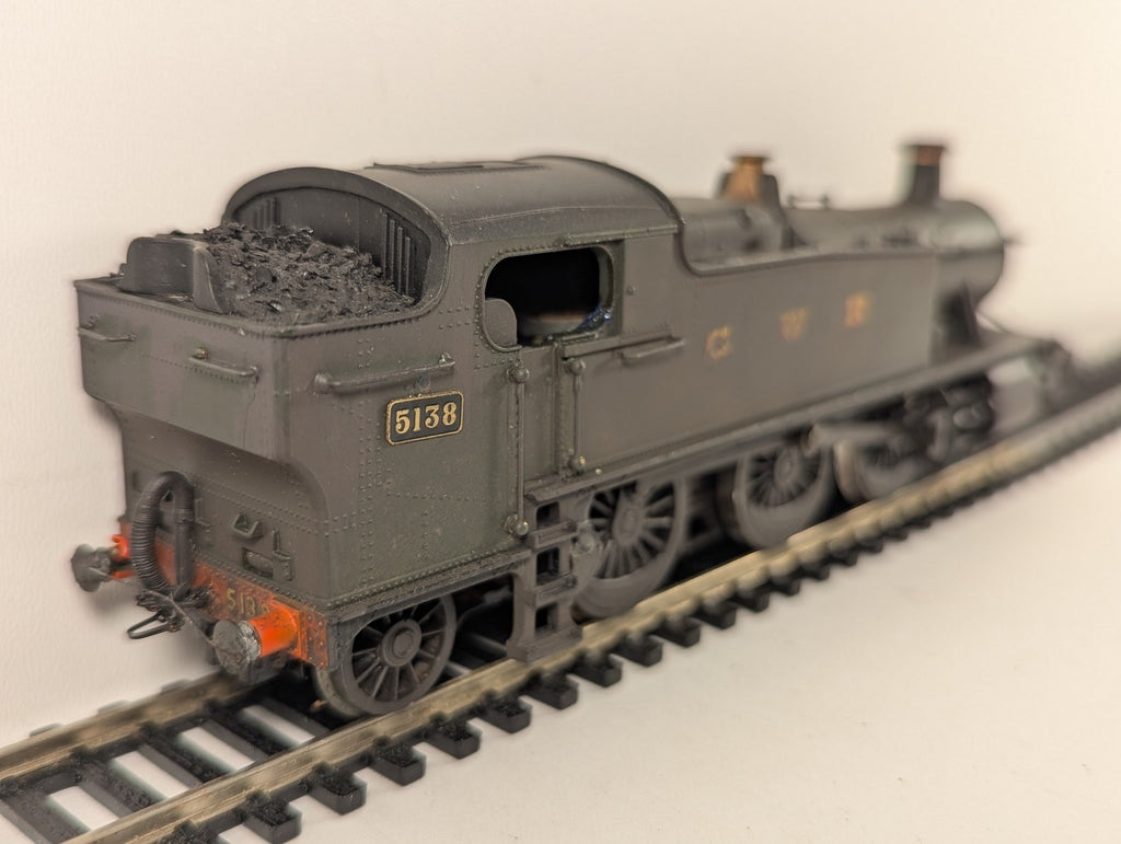 Airfix OO Gauge GWR Class 61xx Prairie Tank Steam Locomotive 5138 GWR Green