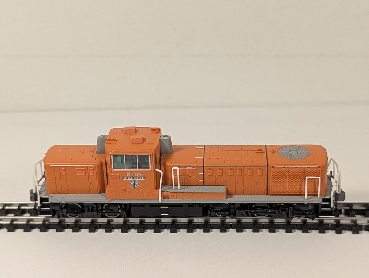 Micro Ace N Gauge Industrial 5-Axle Diesel Locomotive Orange N06