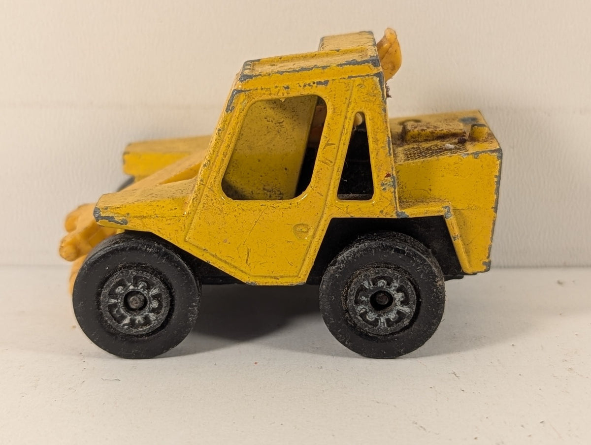 Matchbox Sambron Jacklift Die-cast Vehicle Yellow No. 48
