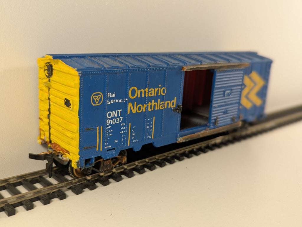Roundhouse – Ontario Northland 50' Plug-Door Boxcar (H0 Gauge)