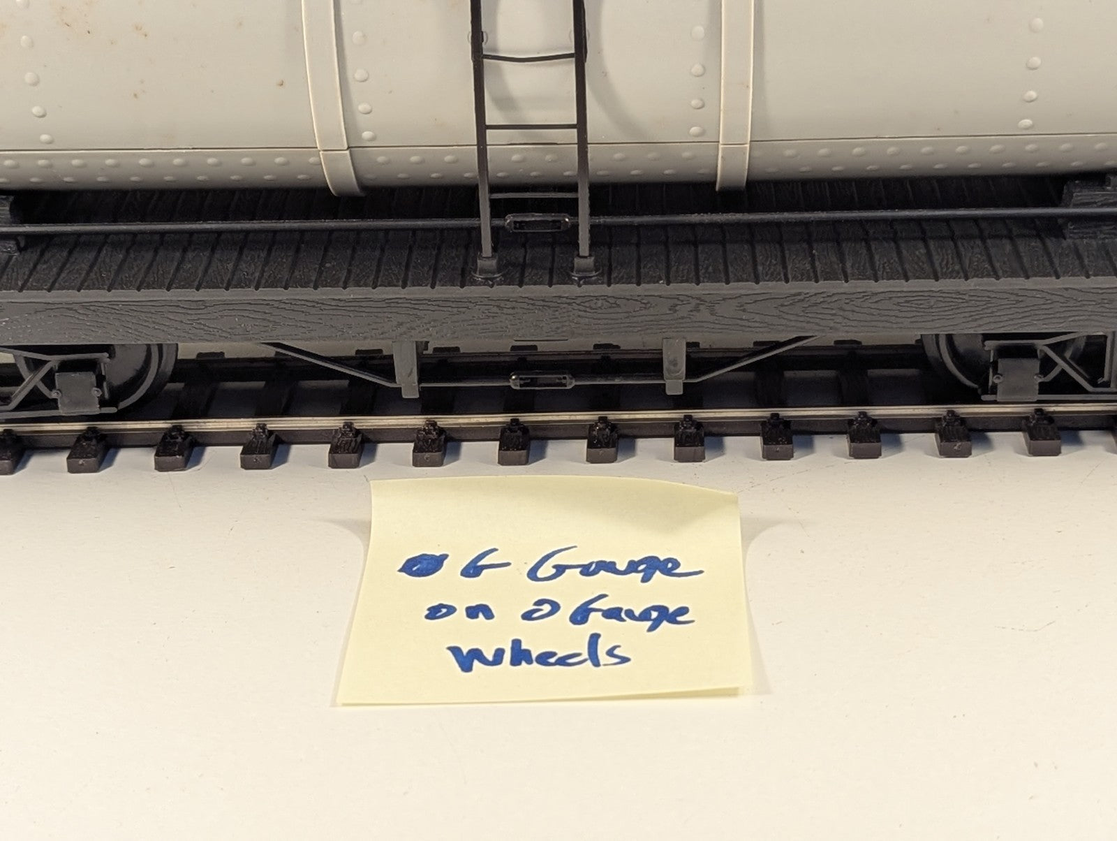 Bachmann Big Haulers G Scale Tanker Wagon – O Gauge Wheels