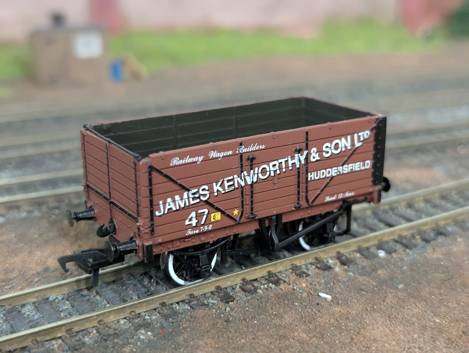 Bachmann 37-2003 7 Plank Collectors Club Wagon James Kenworthy