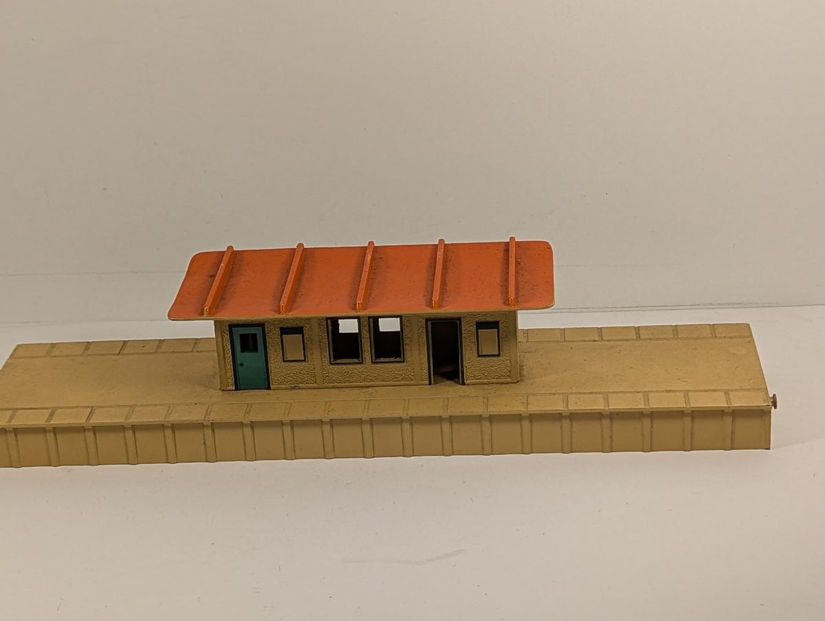 Hornby Dublo OO Gauge Island Platform Buildings & Structures