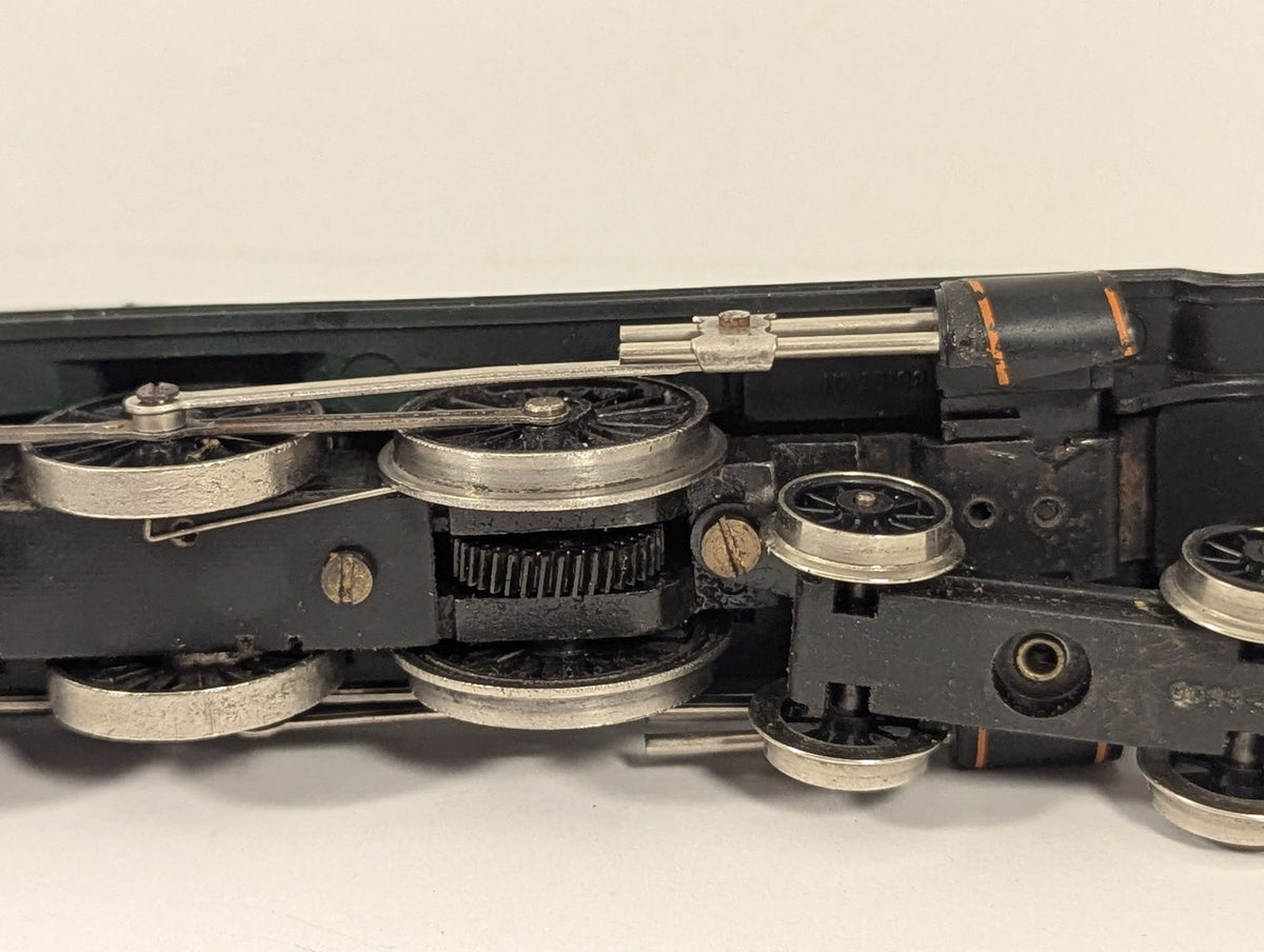 Hornby OO Gauge GWR Hall Class 4-6-0 'Albert Hall' Steam Locomotive 4983