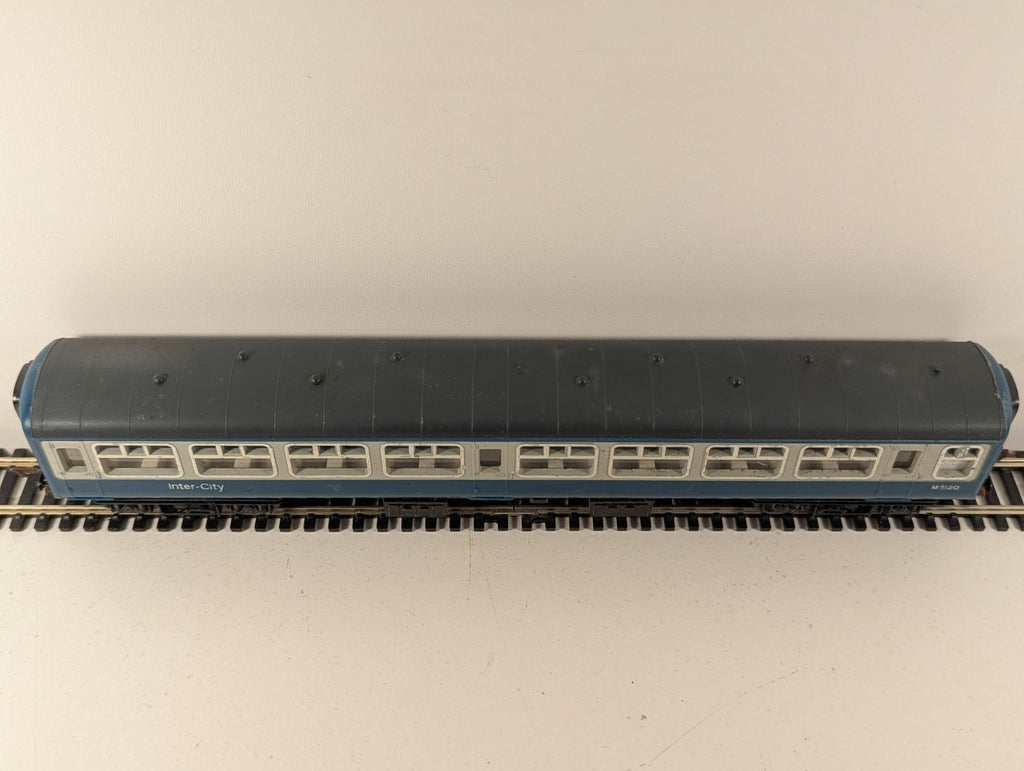 Hornby R921 OO Gauge BR Mk2 Inter-City Second Class Coach M5120 - Rusty Coupling