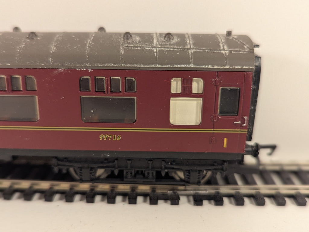 Hornby R4219A OO Gauge BR Mk1 CK Composite Coach 99716