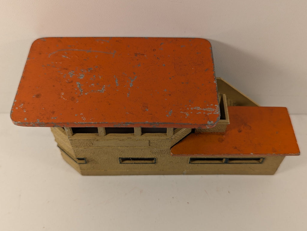 Hornby-Dublo OO Gauge D1 Signal Cabin Building Tan & Orange