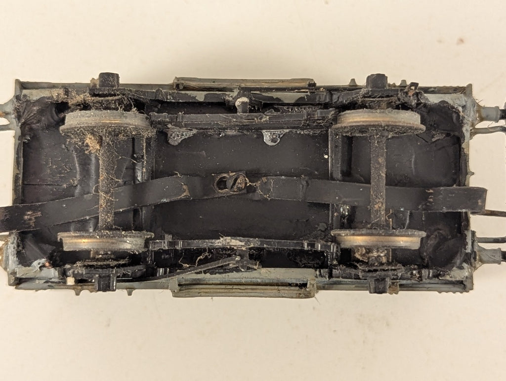 Kitbuilt OO Gauge LMS Ventilated Van Box Van 502978 LMS Grey 43