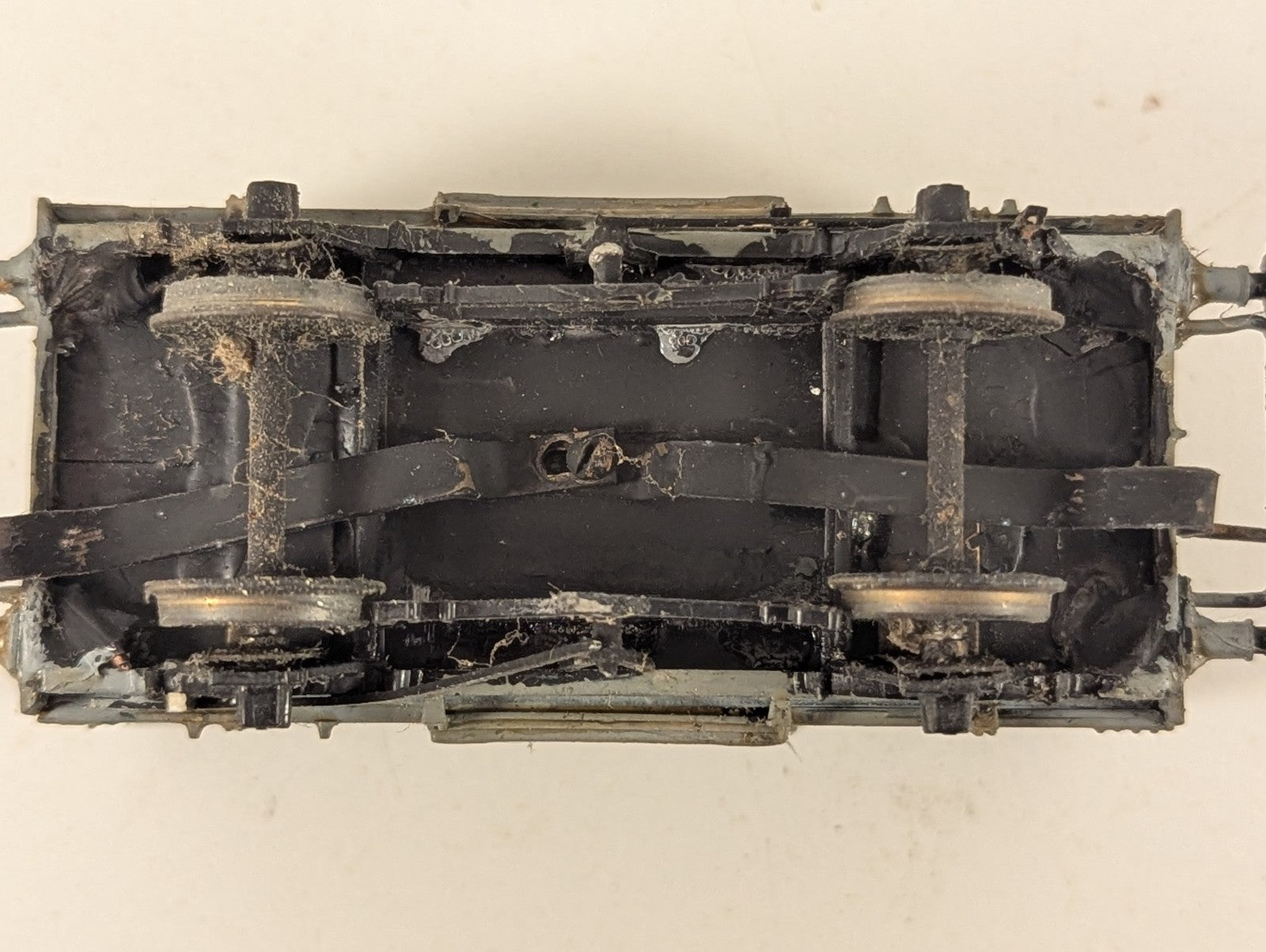Kitbuilt OO Gauge LMS Ventilated Van Box Van 502978 LMS Grey 43