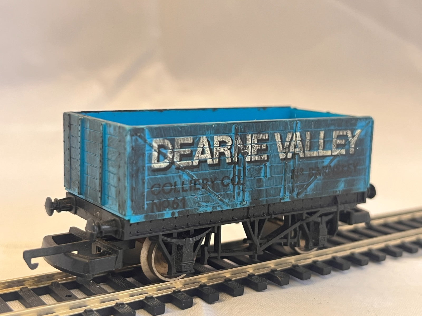 Lima OO Gauge Dearne Valley 7 Plank Wagon Weathered