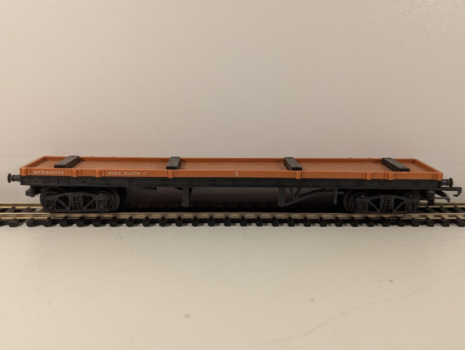 Tri-ang OO Gauge Brown Bogie Bolster Flatbed Wagon