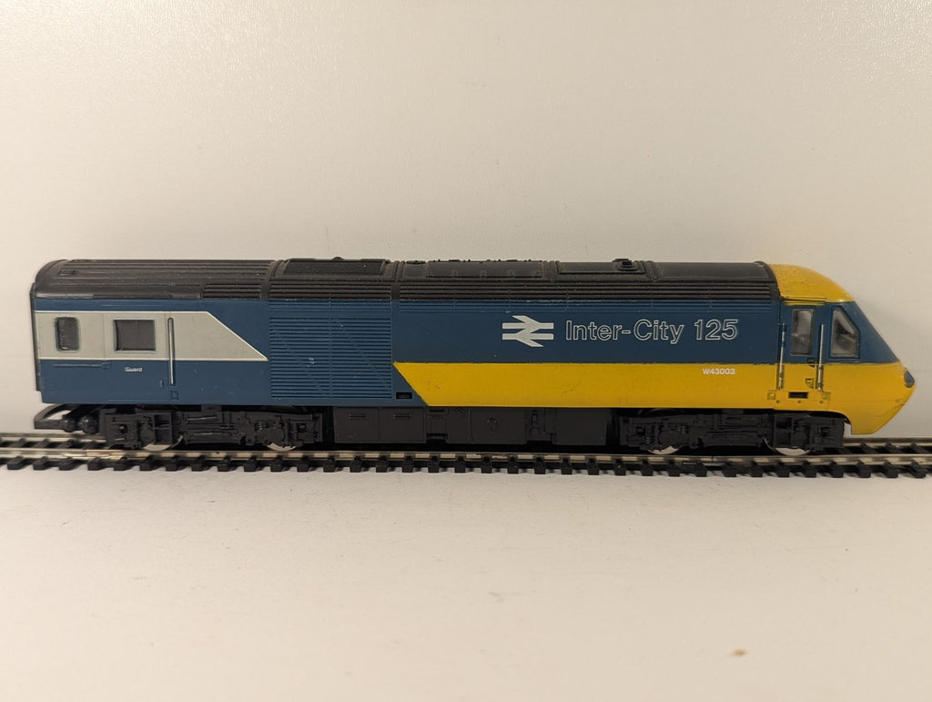Hornby OO Gauge Class 43 HST Dummy Power Car Diesel Locomotive W43003