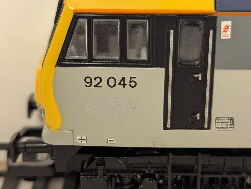 Hornby OO Gauge Class 92 Electric Locomotive 92045 EPS Grey R2035