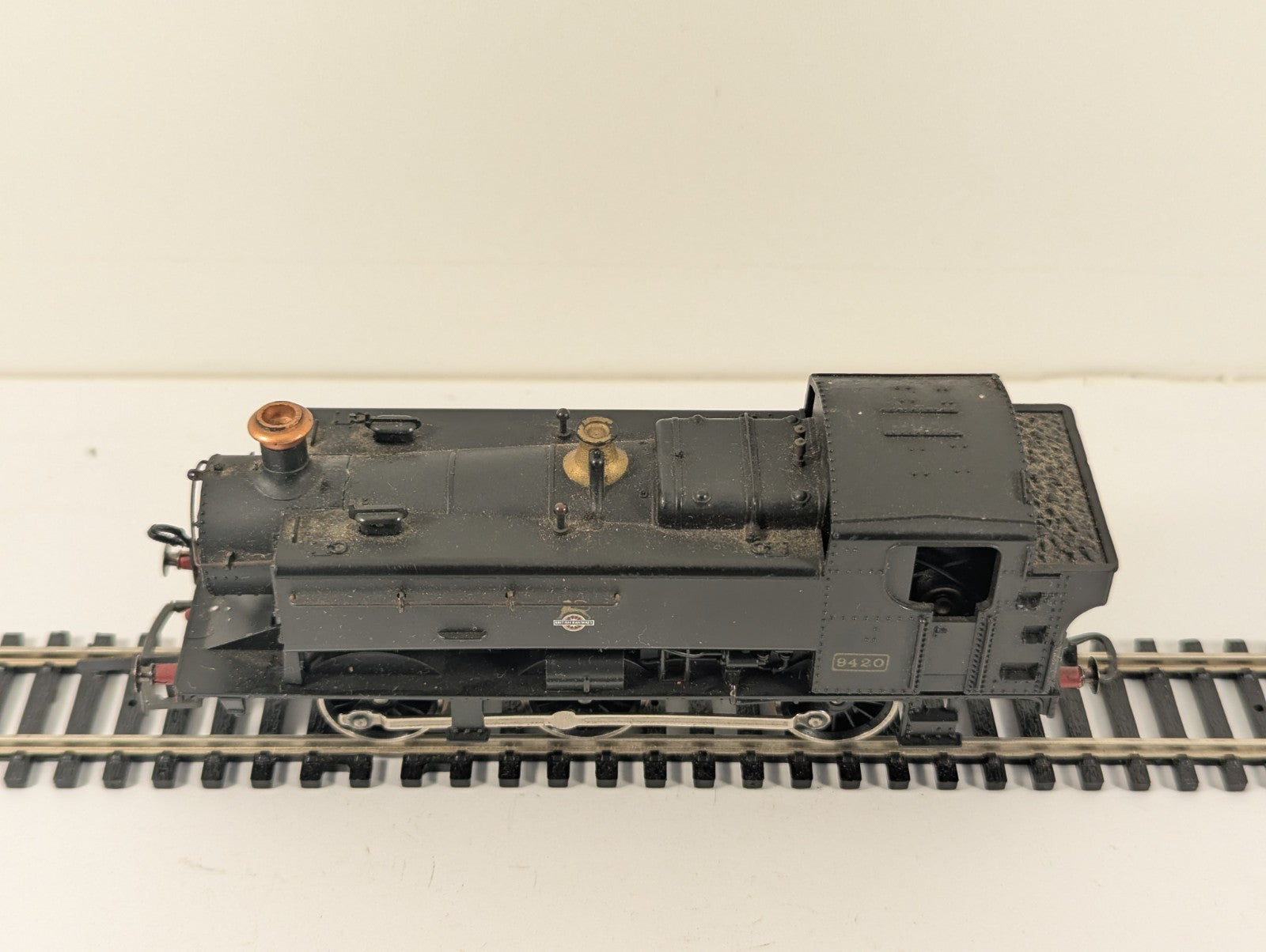 Lima L205118 Class 94xx 0-6-0T 9420 in BR black with early emblem Spares/ Repair