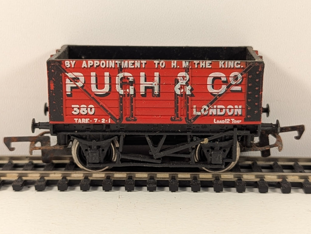 Hornby R010 OO Gauge Pugh & Co 12 Ton Coal Wagon