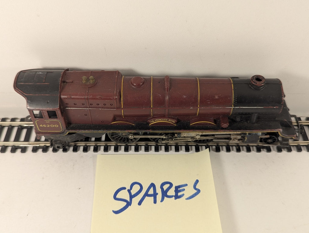 Tri-ang OO Gauge Class 8P 4-6-2 'The Princess Royal' Steam Locomotive 46200
