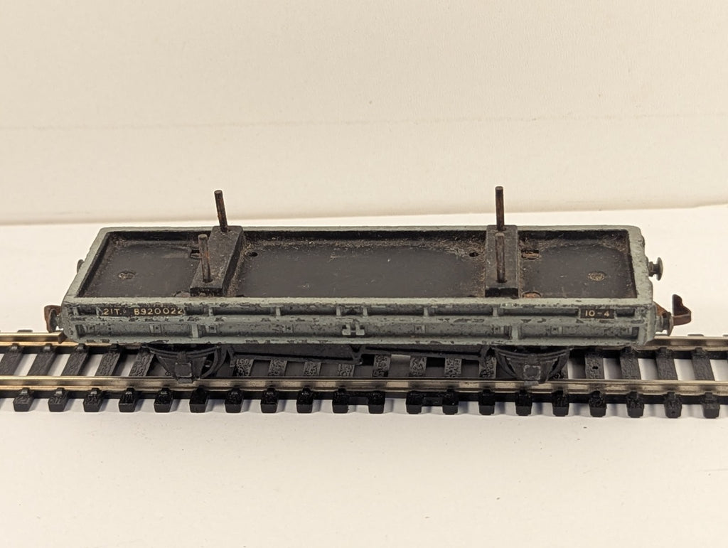 Hornby Dublo 4615 OO Gauge BR Grey Double Bolster Wagon B920022